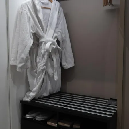 Hotel Central Inn Tirana 4* טיראנה
