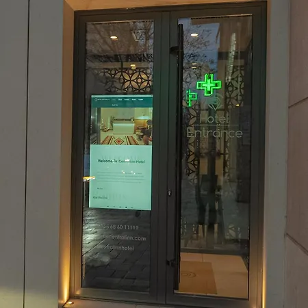 מלון Hotel Central Inn Tirana