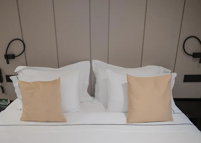 Hotel Central Inn Tirana 4*