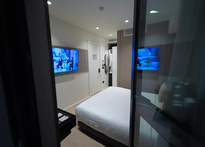 Hotel Central Inn Tirana 4*